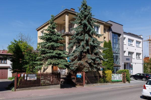 A la foto es mostra l'objecte Apartamenty przy Parku situat a la ciutat de Łańcut.