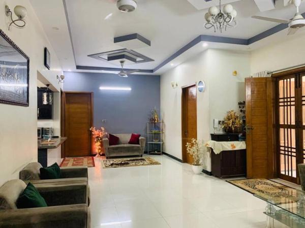 På bildet vises objektet Sunrise Family Stay Gulshan Nipa som ligger i byen Karachi.