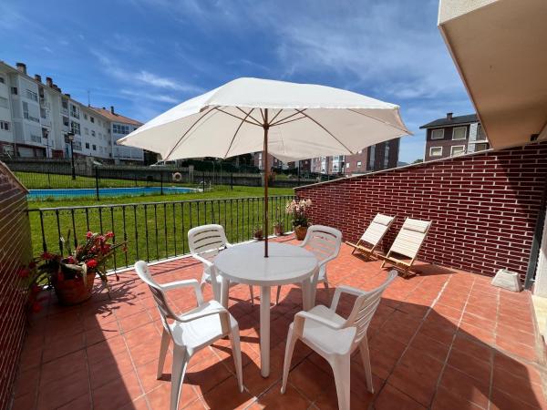 Kuvassa näkyy kohde Casita con patio y piscina entre el mar y montañas, joka sijaitsee kaupungissa Bádames.