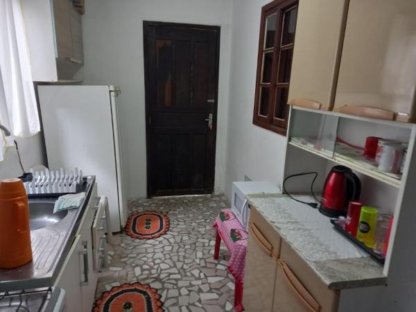A la foto es mostra l'objecte Apartamento 2 beto carreiro cozinha compartilhada situat a la ciutat de Penha.