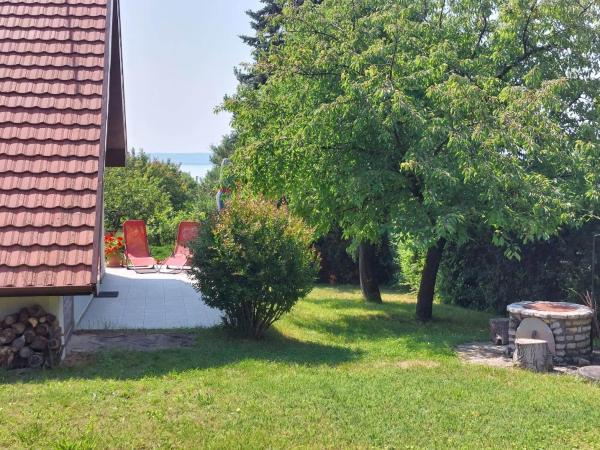 Mandulás Nyaraló - Balatonszemes