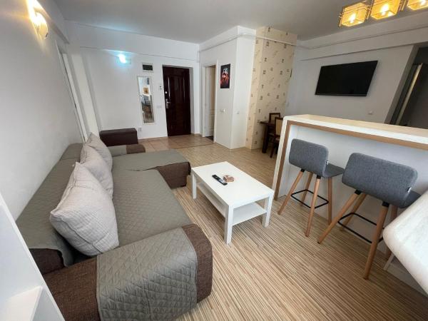 På billedet ses objektet Sunny Central Apartments Zamca beliggende i byen Suceava.
