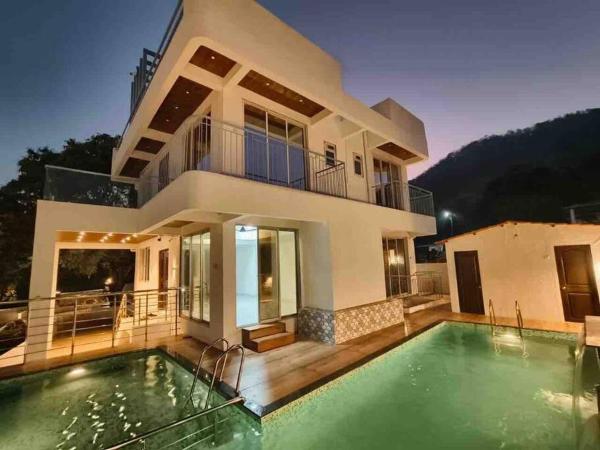 A la foto es mostra l'objecte West Valley Villa Casa Montana ,Kashid Alibaug situat a la ciutat de Bārsiv.