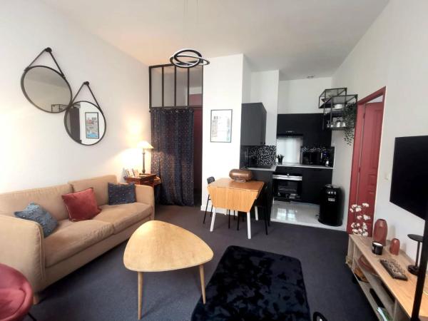 Ravissant appartement entièrement rénové T2, proche de la rue Saint Catherine, Bordeaux
