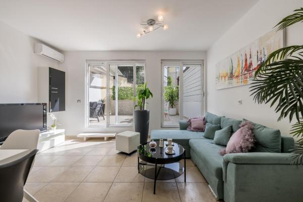 Na zdjęciu widoczny jest obiekt Luxury Leona apartment położony w mieście Split.