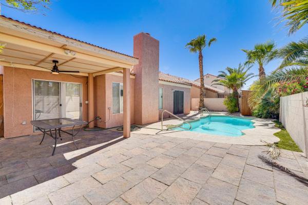 Sleek Vegas Home with Private Pool, Game Room!, Las Vegas