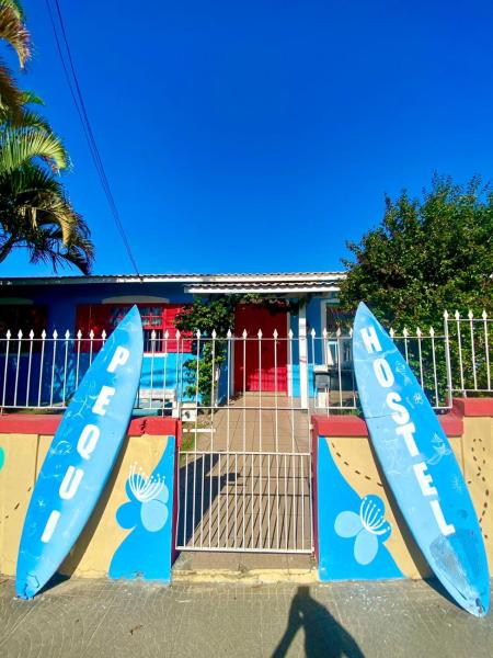 På billedet ses objektet Pequi hostel beliggende i byen Florianópolis.