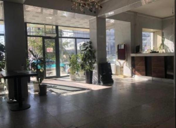 A la foto es mostra l'objecte Land Hotel situat a la ciutat de Ulan Bator.