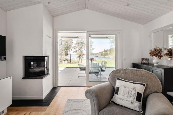 Seaside Serenity, Modern Family Retreat - Gustavsberg