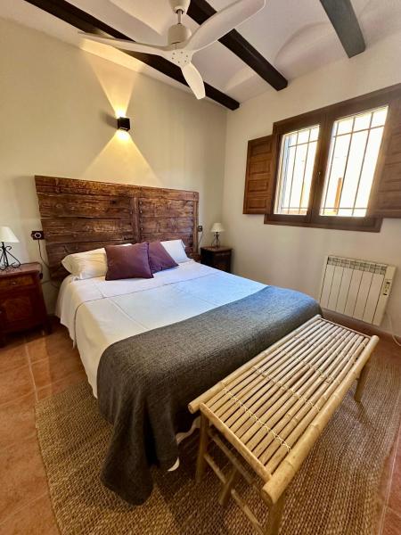 A la foto es mostra l'objecte Casas Bajas Alojamiento Rural situat a la ciutat de Moya.