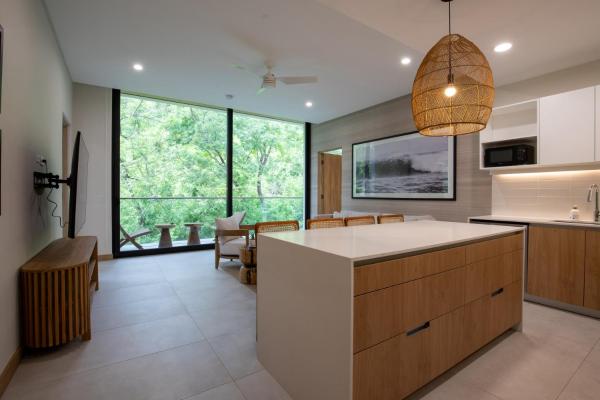 A la foto es mostra l'objecte 2-Bedroom Jungle View Penthouse with Pool & Jacuzzi situat a la ciutat de Nosara.