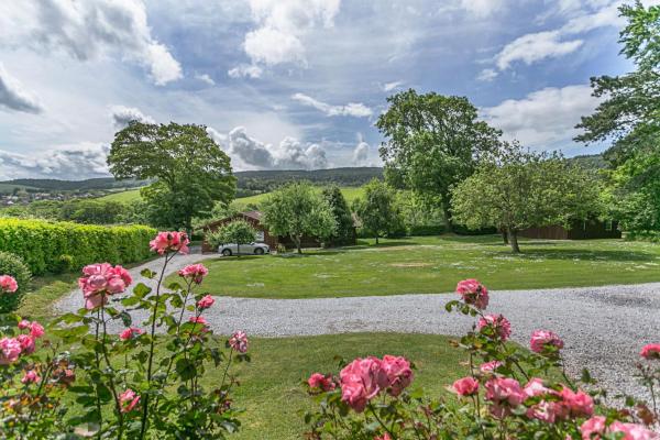 Laburnum Lodge Sleeps 6 Wheelchair Access - Dunster