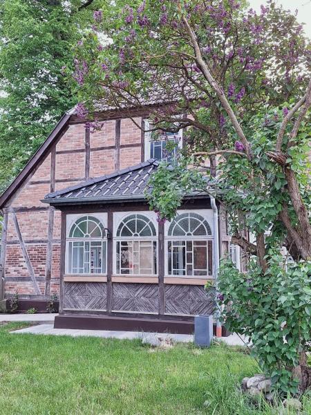 A la foto es mostra l'objecte Historisches Altes Gutshaus in Breetz am Fluss situat a la ciutat de Breetz.
