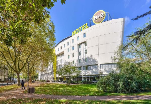 På billedet ses objektet B&B HOTEL Paris Malakoff Parc des Expositions beliggende i byen Malakoff.