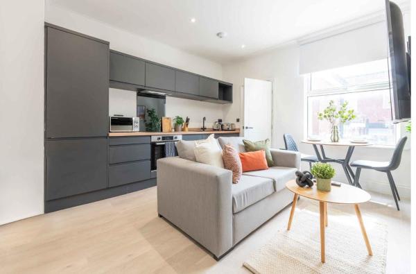 A la foto es mostra l'objecte Modern 1 Bedroom Flat near Leeds City with Free Parking, Ideal for Contractors & Long Stays - NordStay situat a la ciutat de Hunslet.