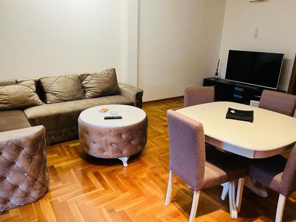 Na zdjęciu widoczny jest obiekt Sweet loft in Zeleznik położony w mieście Kolonija.