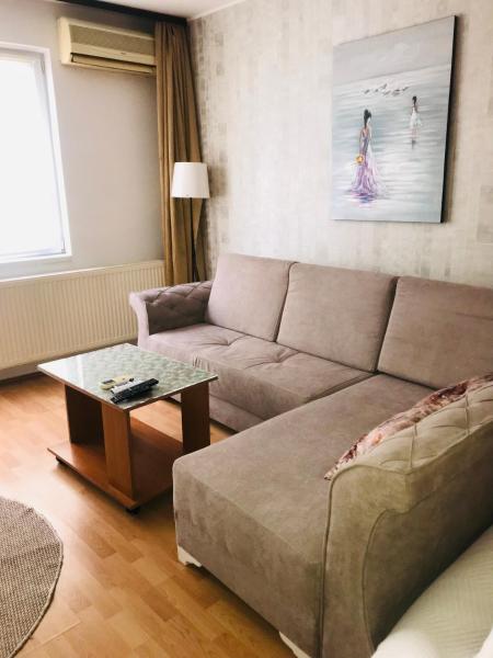 A la foto es mostra l'objecte Dark apartman situat a la ciutat de Šabac.