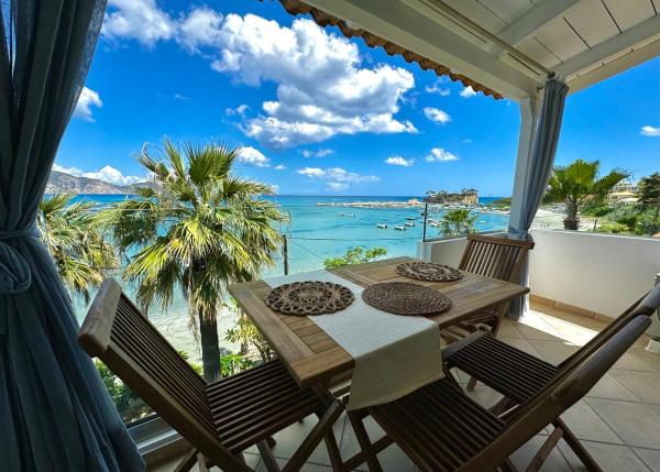 Na zdjęciu widoczny jest obiekt San Salvatore położony w mieście Zakintos (miasto).