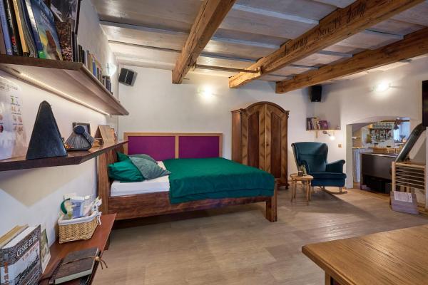 Apartmán V Jesenické Továrně - Středočeský kraj