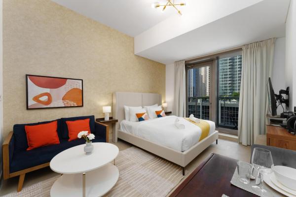 A la foto es mostra l'objecte Elegant studio in Sparkle Tower by Suiteable situat a la ciutat de Dubai.