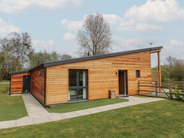 The photo shows the Cherry located in the city of Puddington.