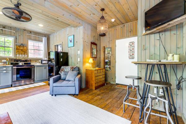 Killingly Barnyard Studio in Wine Country!的照片7