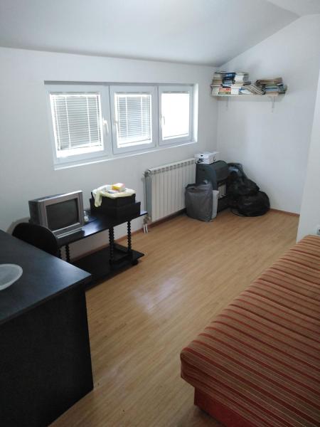 照片显示了位于Zvezdara市的Zvezdarski apartman物件。