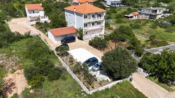 Coastal Charm: Apartmani Pazanin - Kroatien