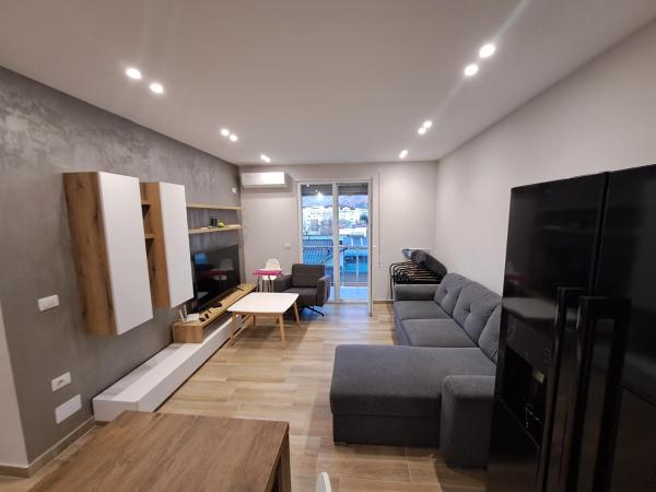 Gjoni's Apartment Kune Shengjin - Shëngjin