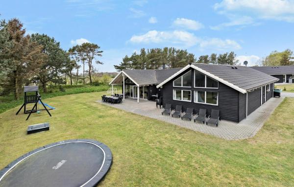 Pet Friendly Home In Nexø With Kitchen, Neksø