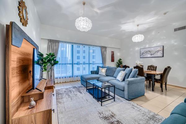 Na fotografii je vidět objekt Wonderful 2BD apartment near The Beach Sadaf JBR nacházející se ve městě Dubaj.