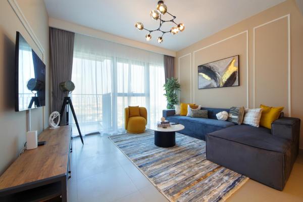 A la foto es mostra l'objecte RH -Skyline Serenity, High-Floor Oasis in Downtown, walk to Burj Khalifa situat a la ciutat de Dubai.