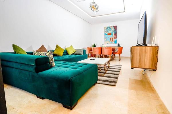 La photo montre l'objet Moderne et luxueux situé dans la ville de Rabat.