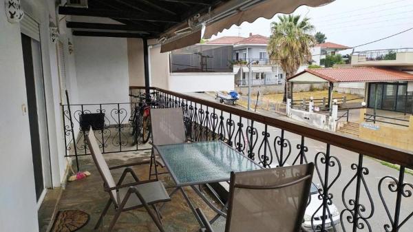 På bildet vises objektet Olga Studio for 3 persons at sozopoli halkidiki som ligger i byen Sozopoli.