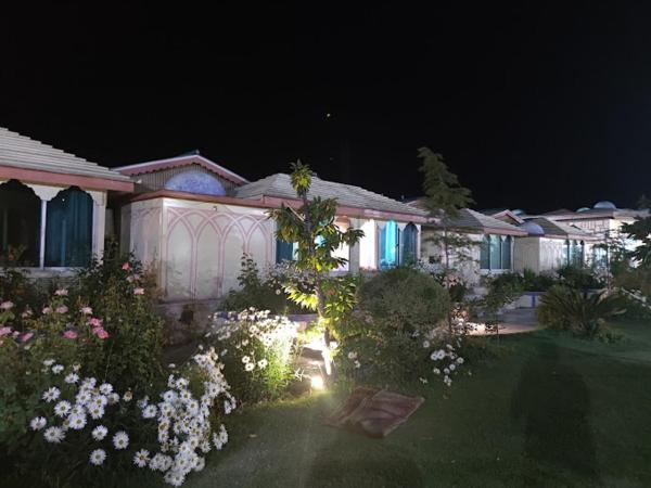 Na foto é possível ver o objeto Canopy Nexus Resort Over The River localizado na cidade de Gilgit.