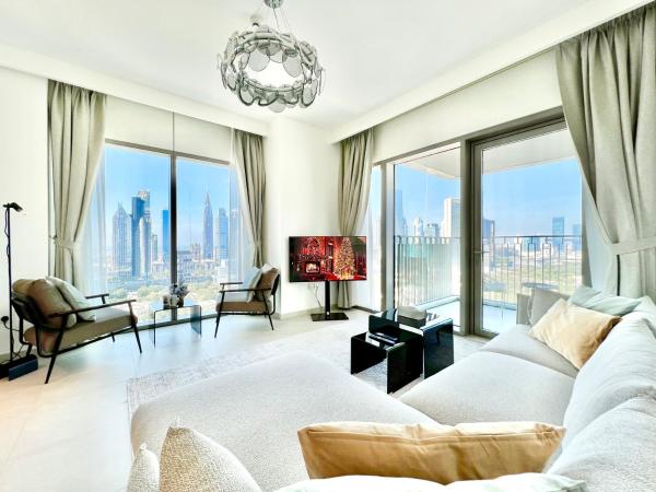 A la foto es mostra l'objecte Downtown Views 2BR - Dubai Mall, Fountain & Burj Khalifa access situat a la ciutat de Dubai.