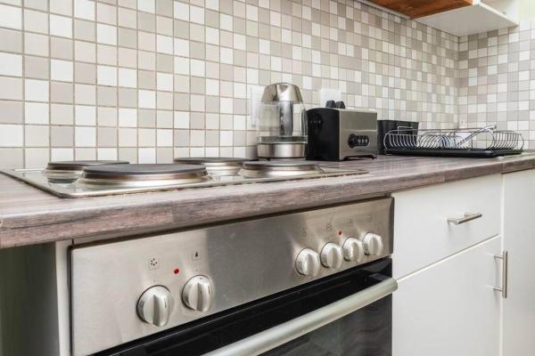 Kuva 7: Stylish Studio in the Square