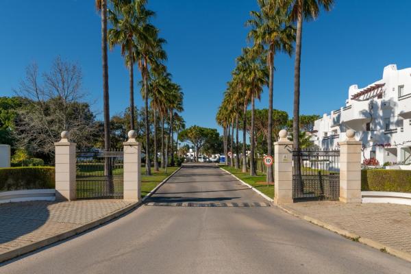 Albufeira Balaia Golf Vilage 5 With Pool By Homing - Boliqueime