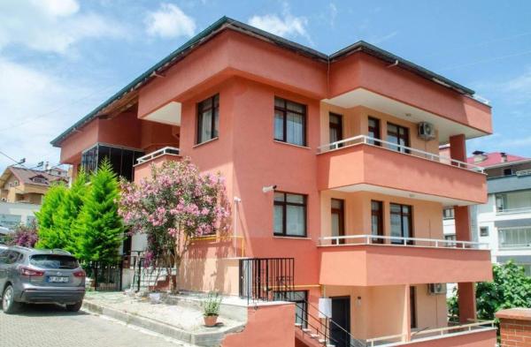 En la foto se muestra el objeto Trabzon Söğütlü'de Şık Tatil Evi ubicado en la ciudad de Akcaabat.