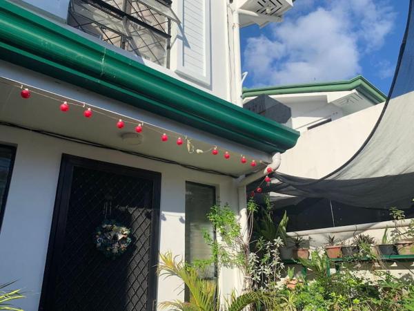 En la foto se muestra el objeto Peaceful Fully Furnished Spacious Home Imus Cavite ubicado en la ciudad de Dulong Bayan.