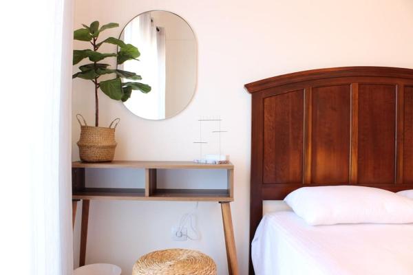 A la foto es mostra l'objecte Samos Holiday Home situat a la ciutat de Ydroússa.