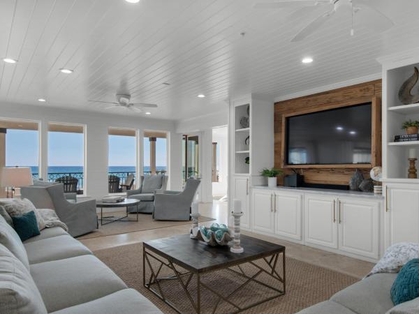 A la foto es mostra l'objecte Jewel in the Sand by Newman-Dailey situat a la ciutat de Destin.