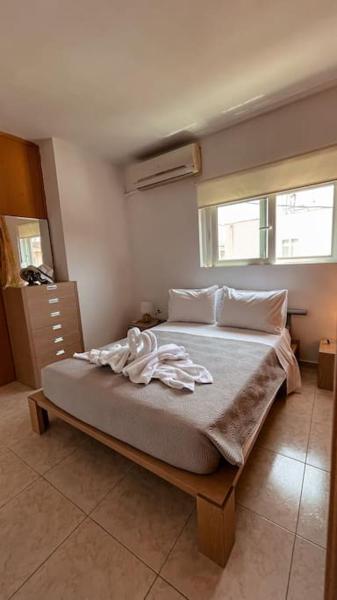 A la foto es mostra l'objecte Casa Di Niko situat a la ciutat de Afantou.