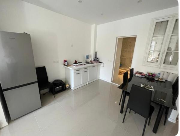 A la foto es mostra l'objecte Chambre à Drancy situat a la ciutat de Drancy.