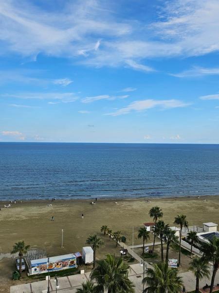 11 Suites - Golden Sunrise Suite, Larnaka