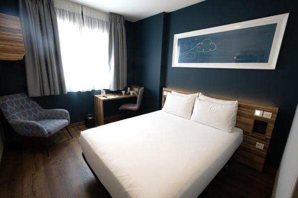 A la foto es mostra l'objecte Travelodge Madrid Metropolitano situat a la ciutat de Madrid.