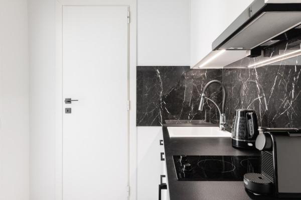Foto 7: F & B Collection - Luxury Suite
