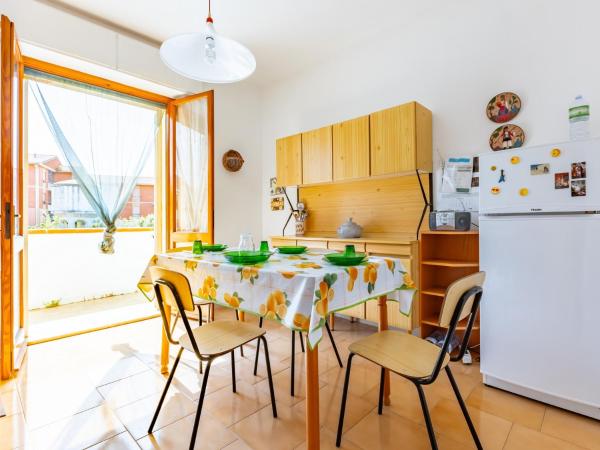 Auf dem Foto ist das Objekt Comfy Old Fashion Apartment with Balcony in der Stadt Gonnesa zu sehen.