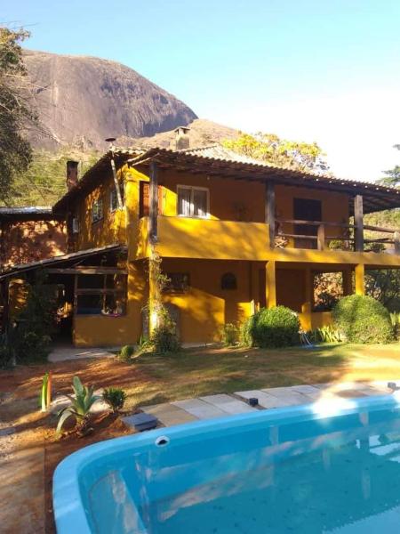 A la foto es mostra l'objecte Casa de campo. Vale das Videiras situat a la ciutat de Petrópolis.
