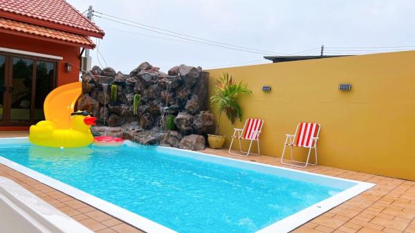 På billedet ses objektet MARENA Poolvilla UdonThani beliggende i byen Ban Ngoi.